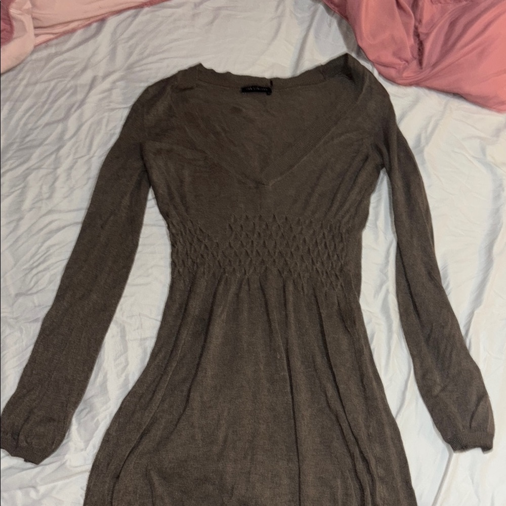 Elegant Gray Long Sleeve Dress